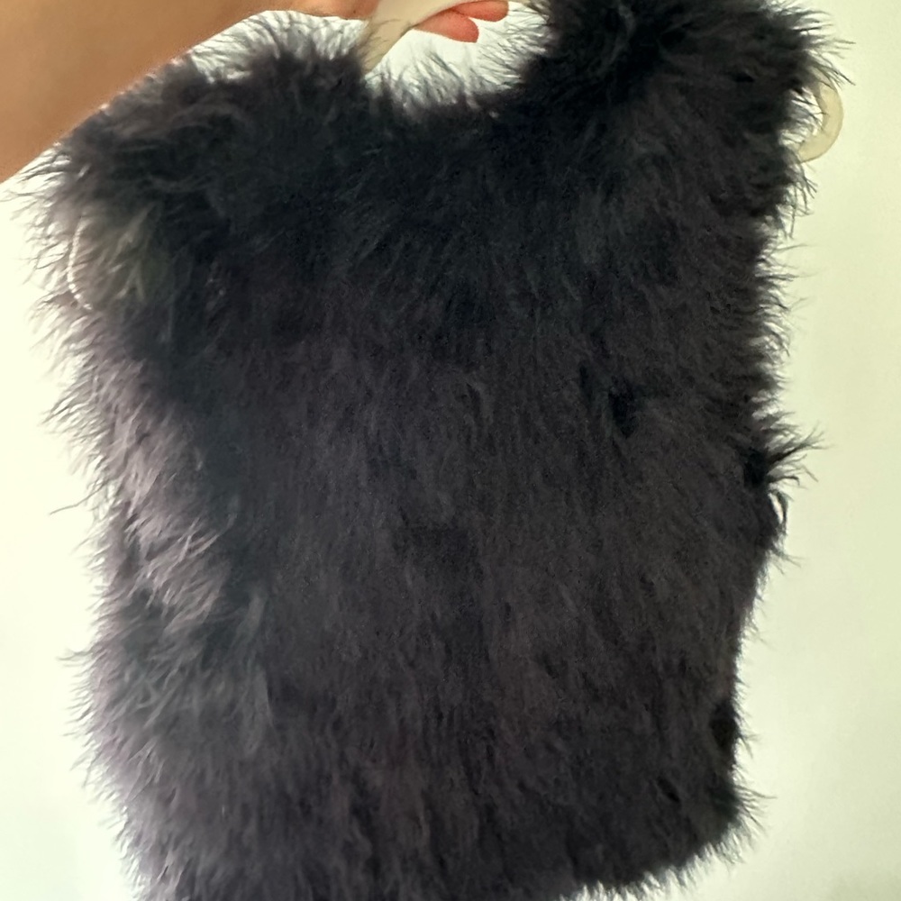 Beautiful vest - Picture 2 of 3